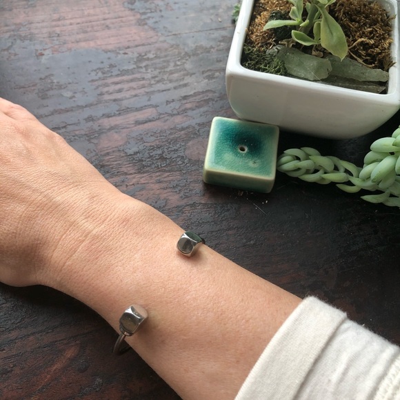 Magnetic 🧲 bracelet - Picture 7 of 8